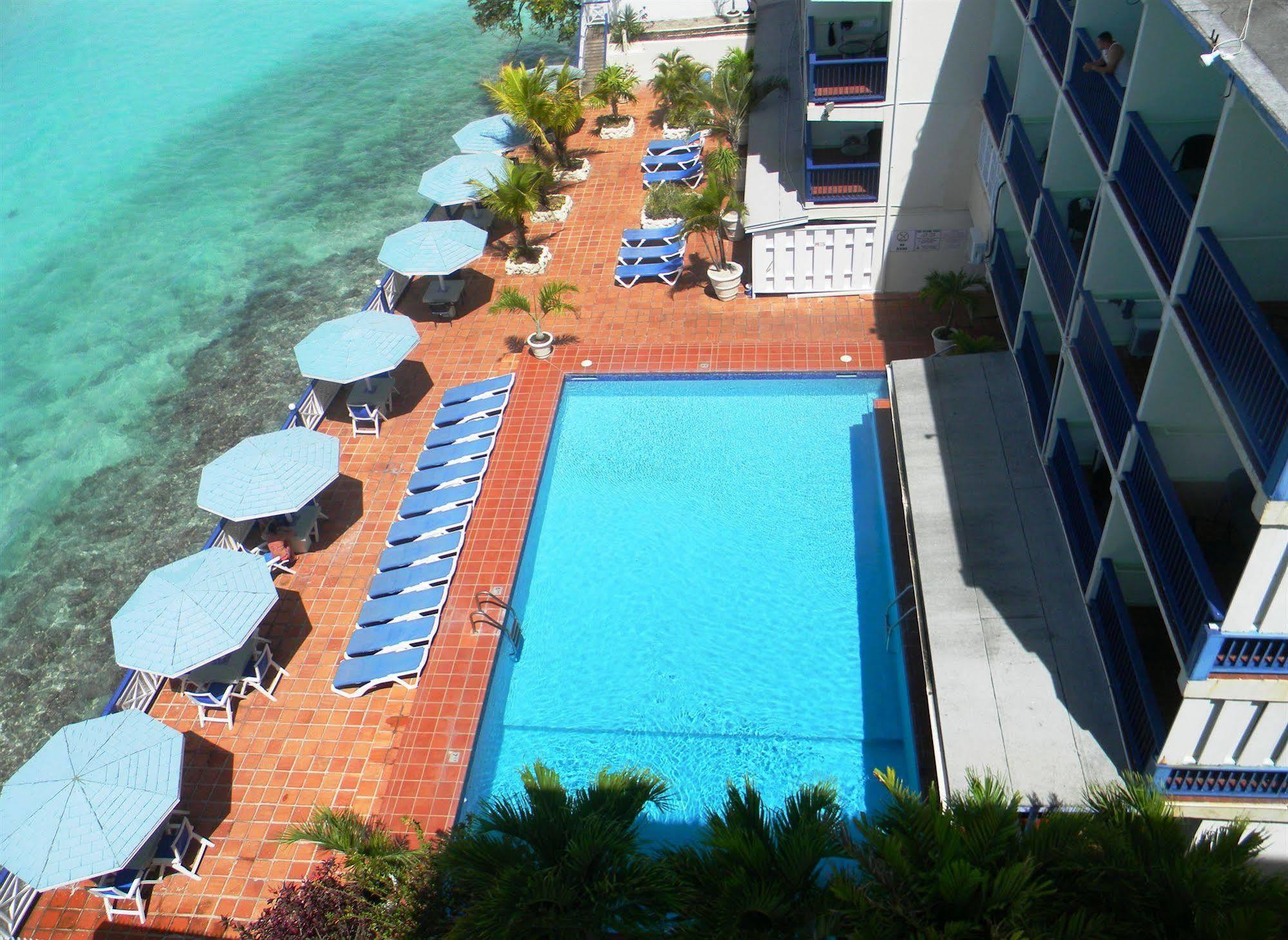 South Gap Hotel Christ Church Esterno foto